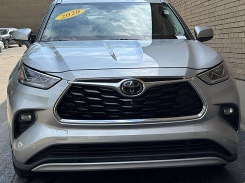 Used 2020 Toyota Highlander Platinum AWD/4WD image 39