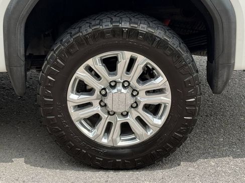 Used 2021 GMC Sierra 2500 Denali w/ Denali Ultimate Package AWD/4WD image 12