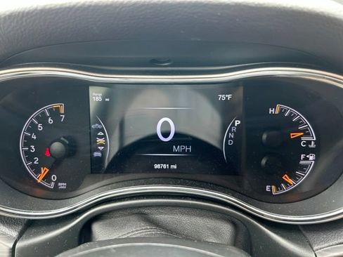 Certified 2021 Jeep Grand Cherokee Limited AWD/4WD image 2
