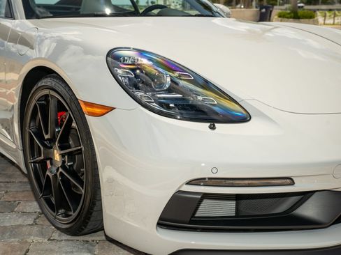 Used 2025 Porsche 718 Cayman GTS RWD image 27
