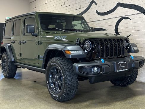 Used 2023 Jeep Wrangler Unlimited w/ Cold Weather Group AWD/4WD image 10