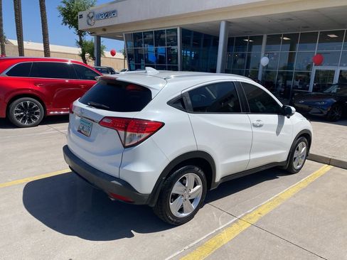 Used 2019 Honda HR-V EX-L image 7