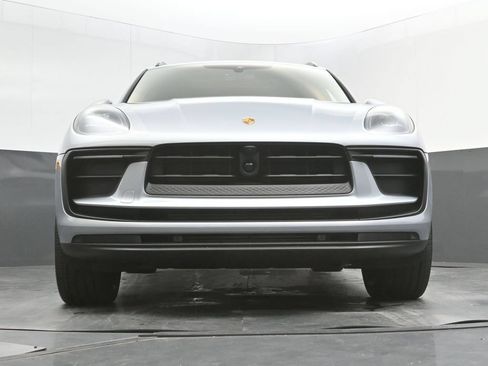 New 2026 Porsche Macan AWD/4WD image 41