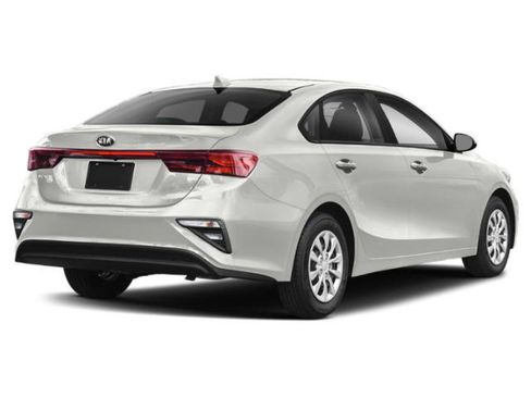 Used 2021 Kia Forte FE image 2