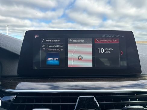 Used 2019 BMW 530i w/ Convenience Package image 30