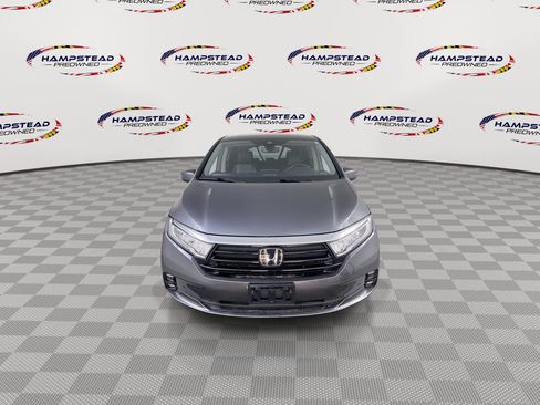 Used 2023 Honda Odyssey Touring image 3