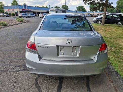 Used 2010 Honda Accord LX-P image 4