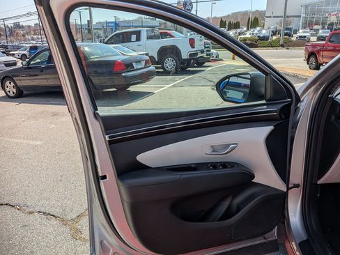 Used 2024 Hyundai Tucson SEL image 9