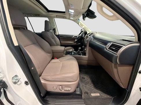 Used 2021 Lexus GX 460 Premium w/ Premium Package AWD/4WD image 24