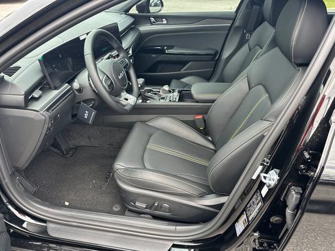 New 2026 Kia K5 GT w/ GT1 Package FWD image 9