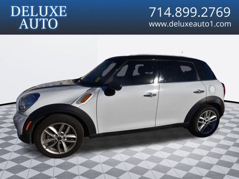 Used 2013 MINI Cooper Countryman image 1