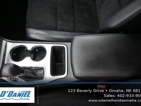 Used 2018 Jeep Grand Cherokee Altitude AWD/4WD image 33