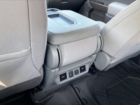 Used 2020 Chevrolet Silverado 1500 LT w/ Texas Edition RWD image 11