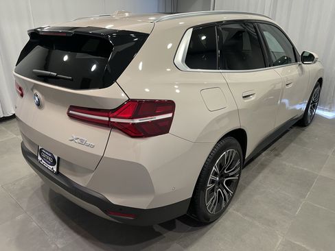 Used 2025 BMW X3 xDrive30i w/ Convenience Package image 6