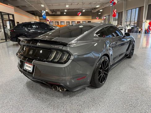 Used 2017 Ford Mustang Shelby GT350 image 7