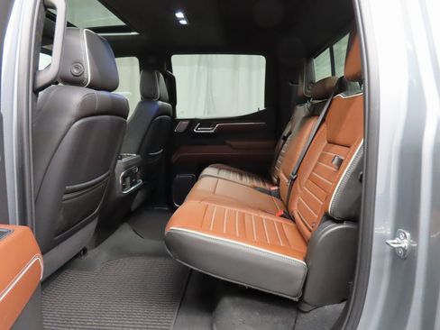 Used 2025 GMC Sierra 1500 Denali Ultimate image 10