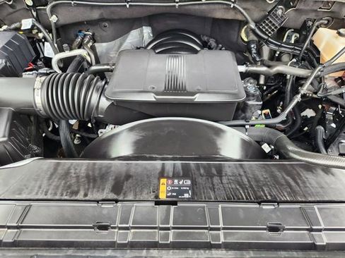 Used 2025 Chevrolet Silverado 2500 LTZ w/ LTZ Plus Package AWD/4WD image 32