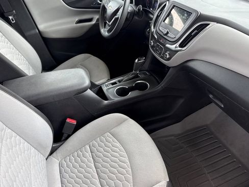 Used 2019 Chevrolet Equinox LT AWD/4WD image 23