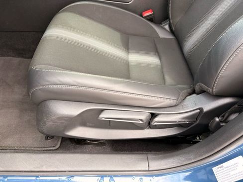 Used 2025 Honda Civic Sport image 25
