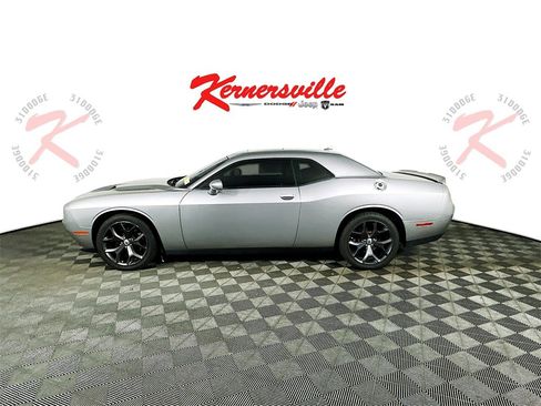 Used 2018 Dodge Challenger SXT Plus image 4