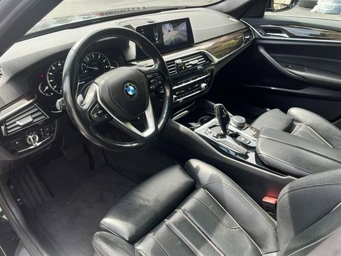 Used 2018 BMW 530i xDrive AWD/4WD image 19
