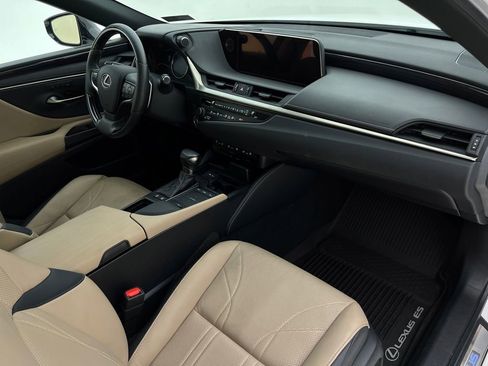Used 2019 Lexus ES 300h image 14