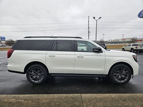 New 2026 Ford Expedition Max Platinum image 5