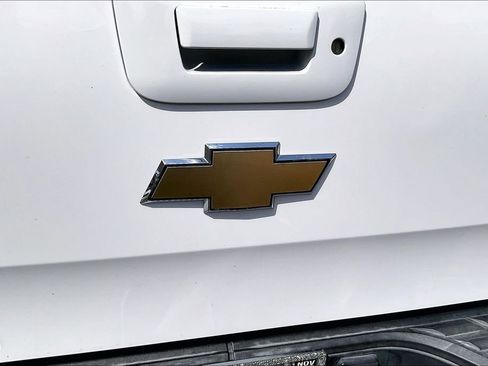 Used 2010 Chevrolet Silverado 1500 LT w/ Power Pack Plus AWD/4WD image 28