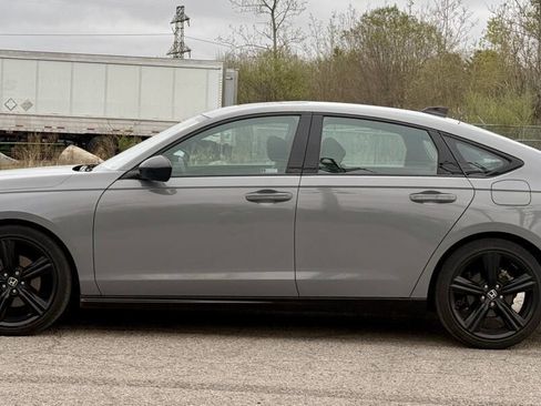 Used 2024 Honda Accord Sport image 2