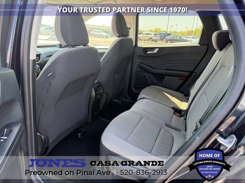 Used 2021 Ford Escape SE FWD image 17