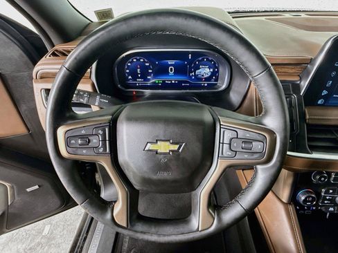 Used 2023 Chevrolet Tahoe High Country w/ Premium Package AWD/4WD image 13