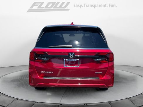 Certified 2025 Honda Odyssey Touring image 6