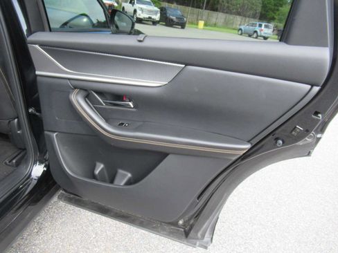 Used 2025 MAZDA CX-70 3.3 Turbo S w/ Premium Package AWD/4WD image 26