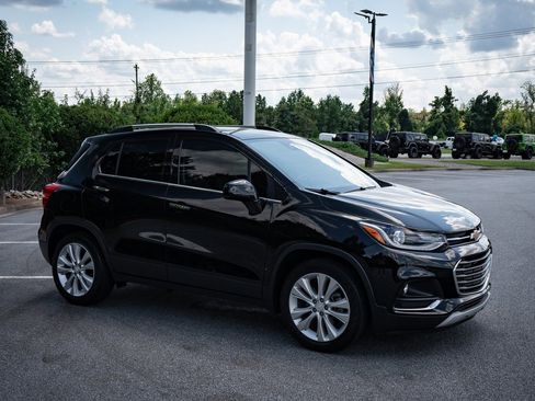 Used 2020 Chevrolet Trax Premier image 12