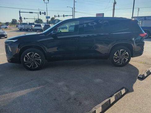 Certified 2026 Buick Enclave Sport Touring FWD image 3