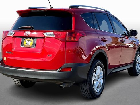 Used 2015 Toyota RAV4 LE image 2