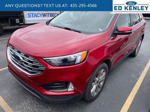 Used 2024 Ford Edge Titanium image 2