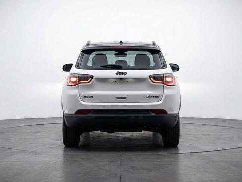 Used 2025 Jeep Compass Trailhawk image 7