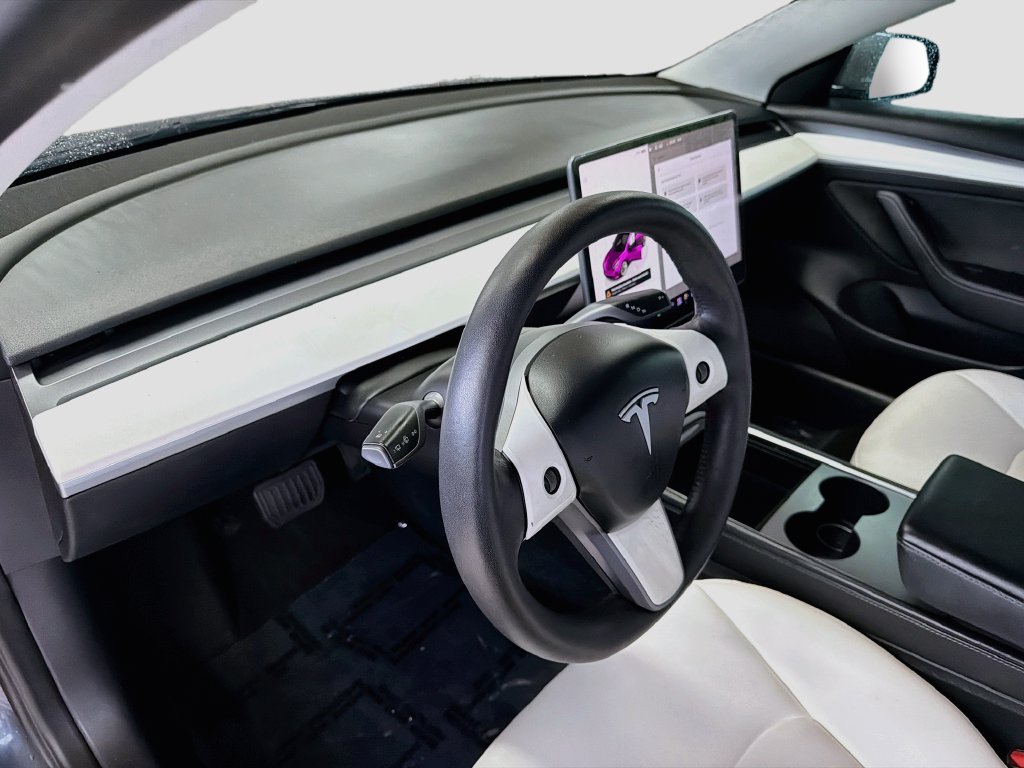 Used 2022 Tesla Model 3 RWD image 9