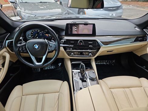Used 2019 BMW 540i 540i image 9