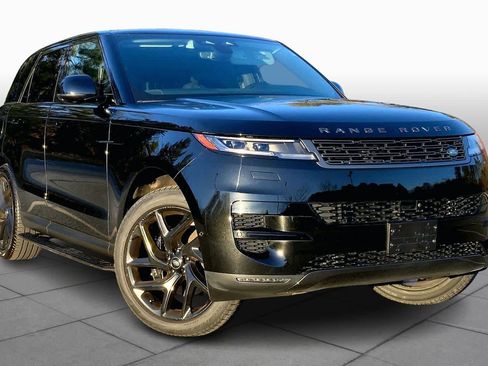 Used 2024 Land Rover Range Rover Sport SE image 2