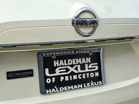 Used 2020 Nissan Rogue SV image 23