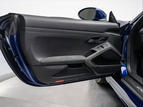 Used 2024 Porsche 718 Cayman GT4 RS image 23