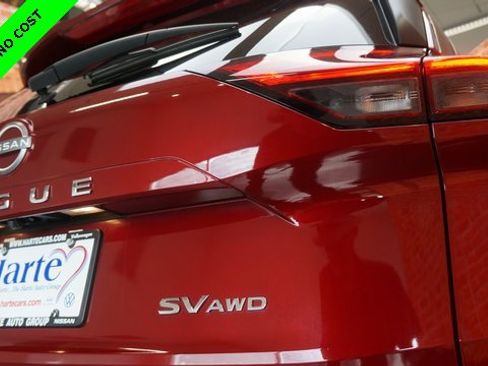 Used 2022 Nissan Rogue SV w/ SV Premium Package image 48