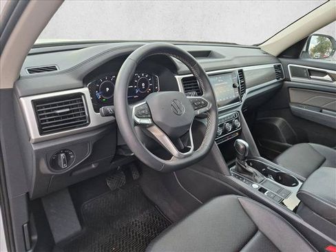 Used 2023 Volkswagen Atlas SE FWD image 10