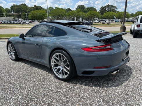 Used 2018 Porsche 911 Carrera RWD image 6