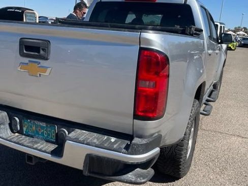 Used 2018 Chevrolet Colorado W/T w/ WT Convenience Package RWD image 10