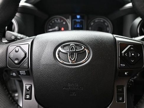 Used 2023 Toyota Tacoma TRD Off-Road w/ Black Out Package (TMS) AWD/4WD image 15