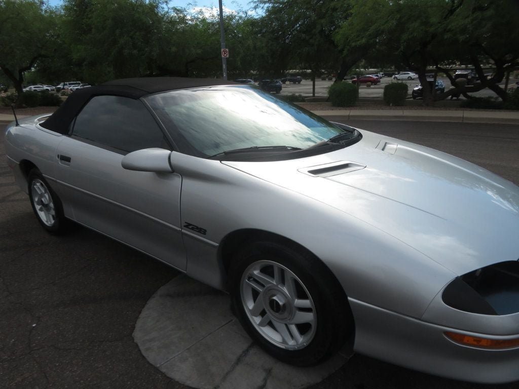 Used 1995 Chevrolet Camaro Z28 RWD image 11