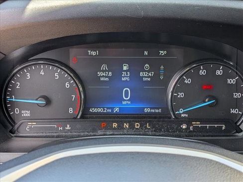 Used 2023 Ford Explorer XLT RWD image 11